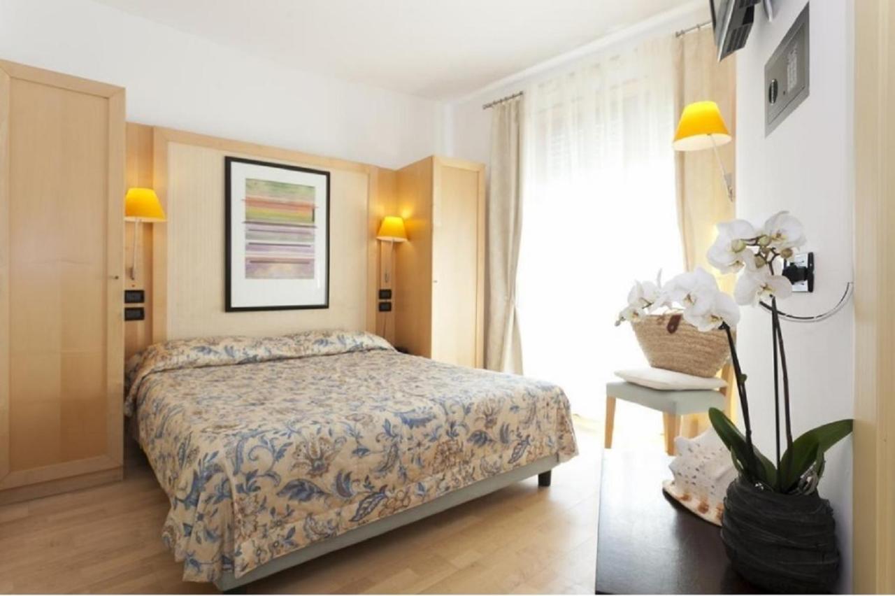 Hotel Centrale Lido di Jesolo Esterno foto
