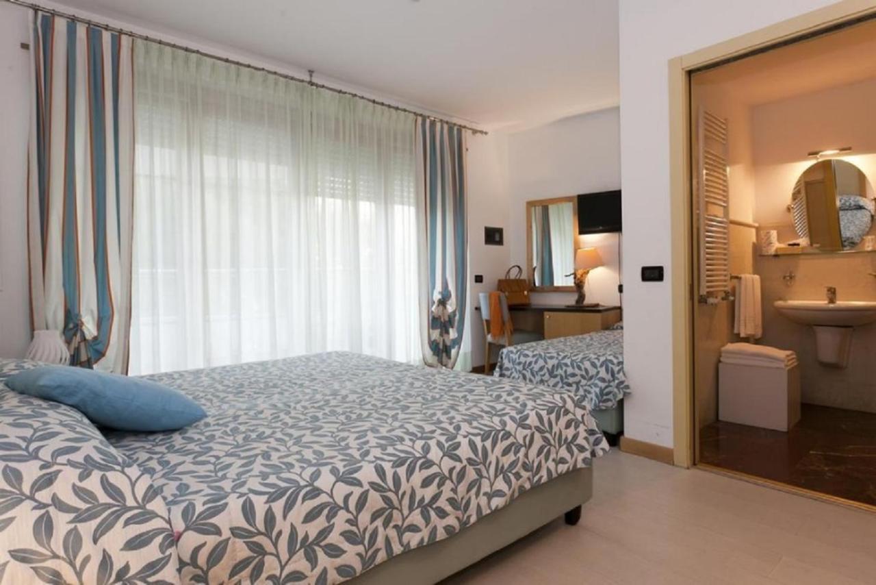 Hotel Centrale Lido di Jesolo Esterno foto